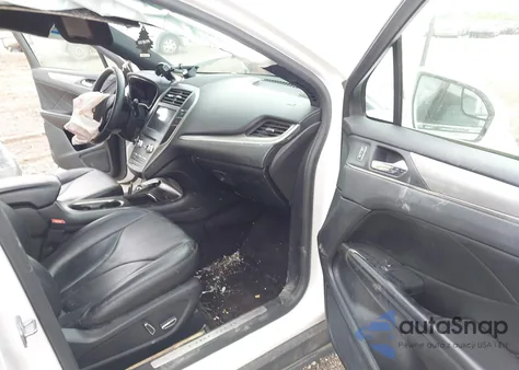 2017 Lincoln Mkc Premiere из США, поврежденный, VIN 5LMCJ1D98HUL63023